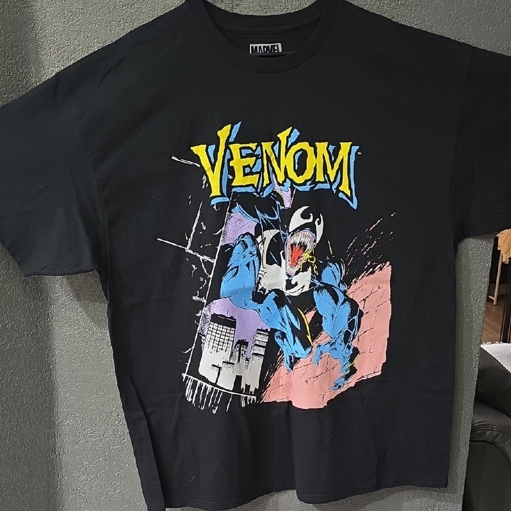 Marvel Venom Tee with Blue and Yellow Design
